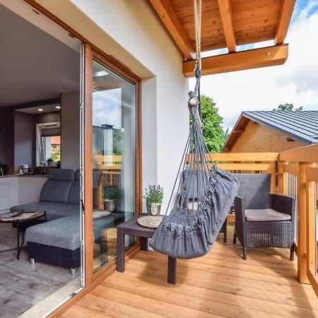 Apartament Na Szlaku شكلارسكا بوريبا المظهر الخارجي الصورة